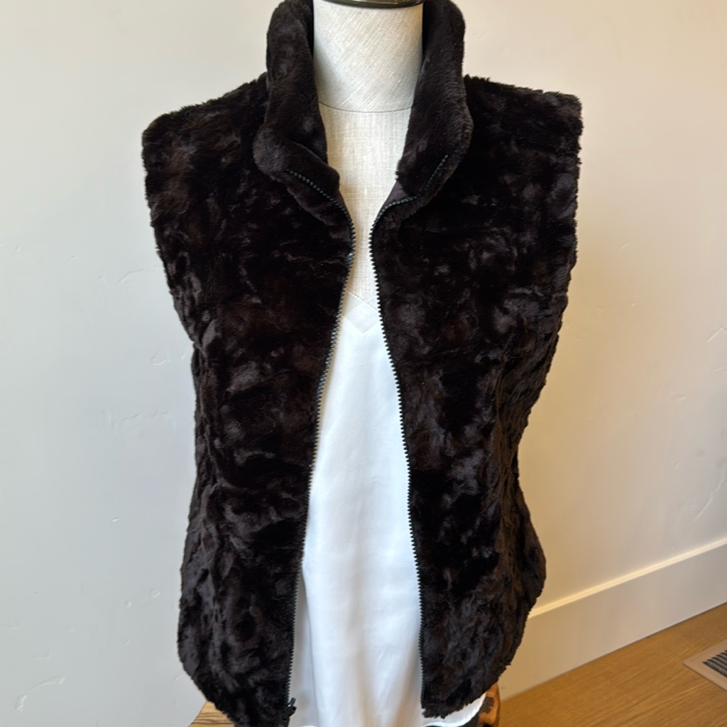 Milo Faux Fur Vest